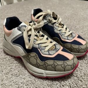 GUCCI WOMEN'S RHYTON SNEAKER SIZE 38